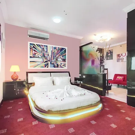 2Br Apartment Majesty 15 W Pool